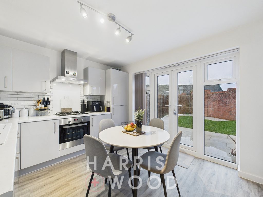 Property photo 3 of 29 4800203