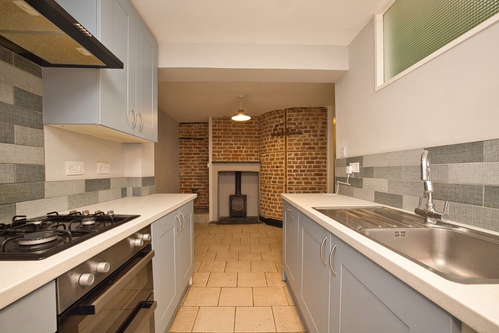 Property photo 2 of 33 Picture 2