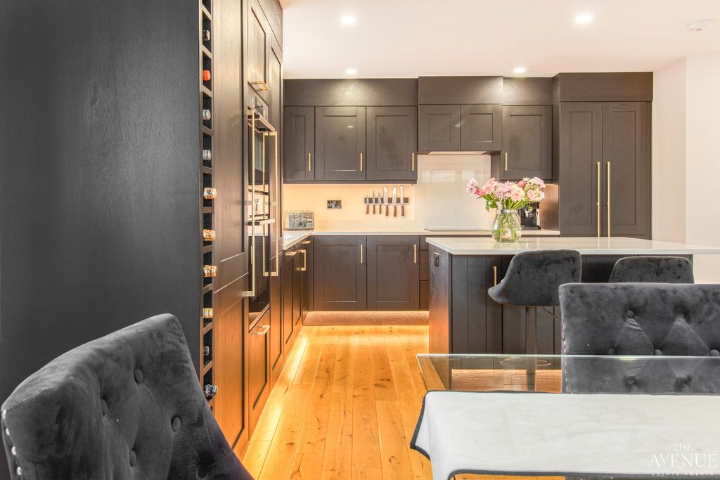 Property photo 3 of 33 4776075