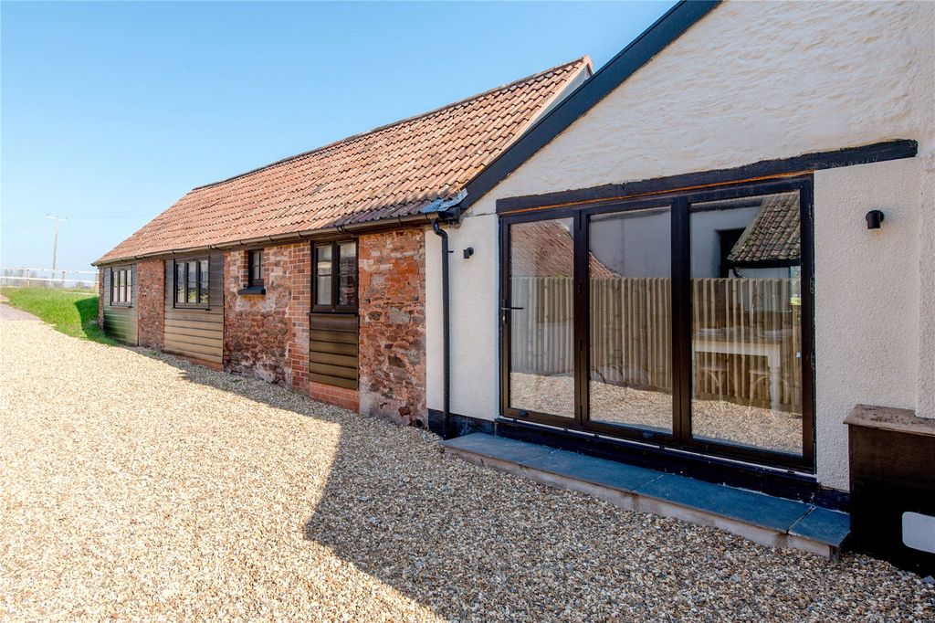 Property photo 3 of 36 Picture No. 65