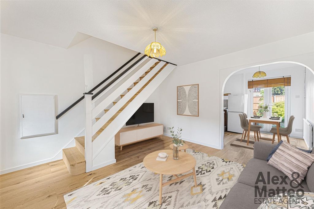 Property photo 3 of 10 Simms Road