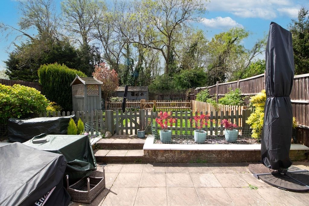 Property photo 3 of 18