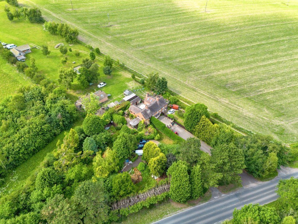 Property photo 2 of 16 Picture No. 02