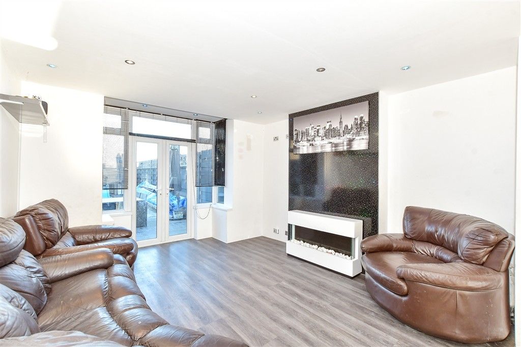 Property photo 3 of 13 Lounge/Kitchen/Diner