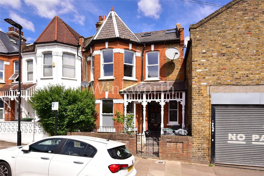Property photo 2 of 14 Picture No. 15