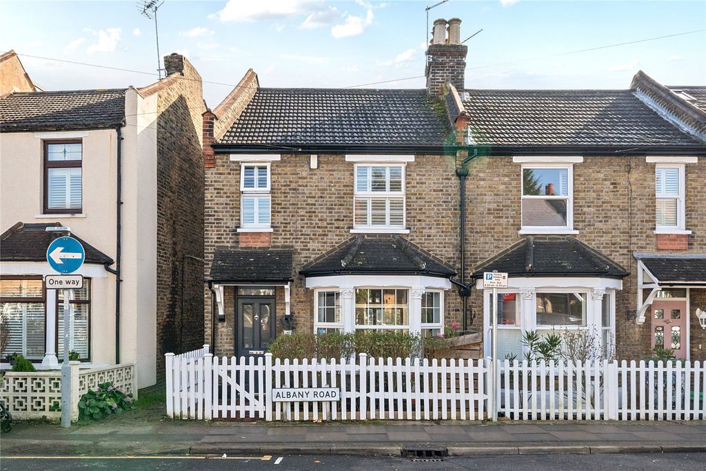 Property photo 1 of 26 Picture No. 23