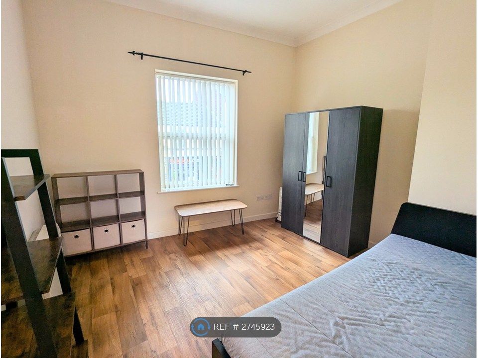 Property photo 3 of 6