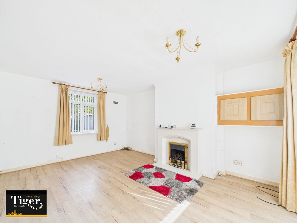 Property photo 2 of 15