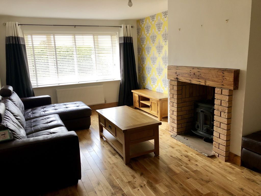 Property photo 2 of 21