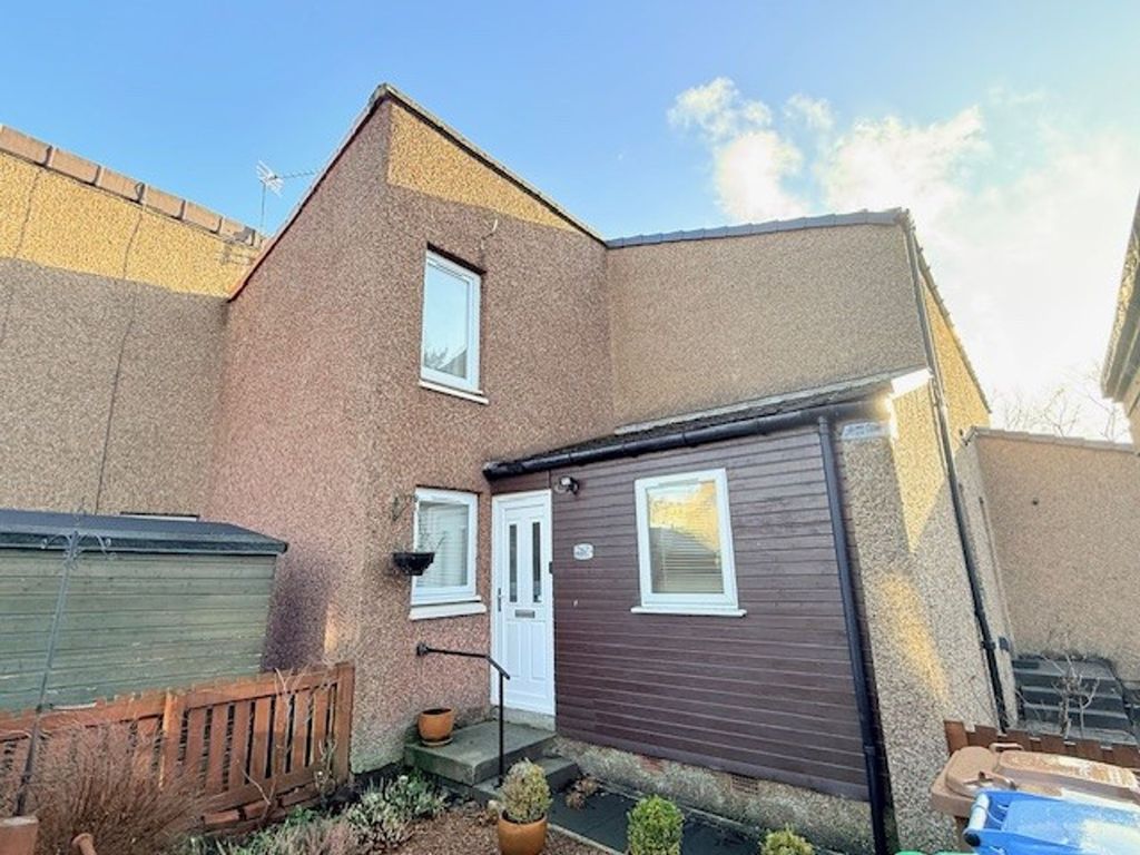 Property photo 2 of 23