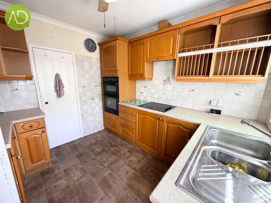 Property photo 3 of 14 14.Jpg