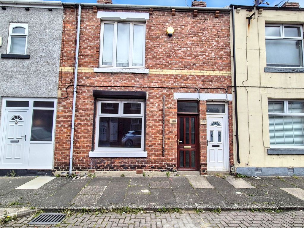 Property photo 1 of 12