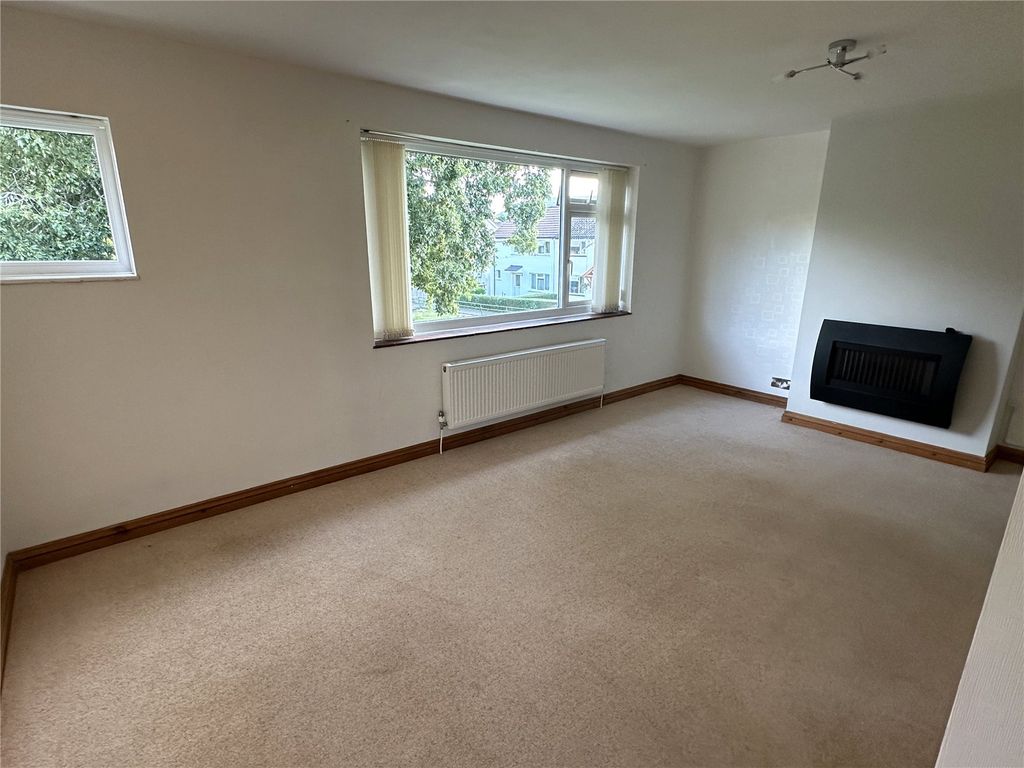 Property photo 3 of 10 Picture No. 05