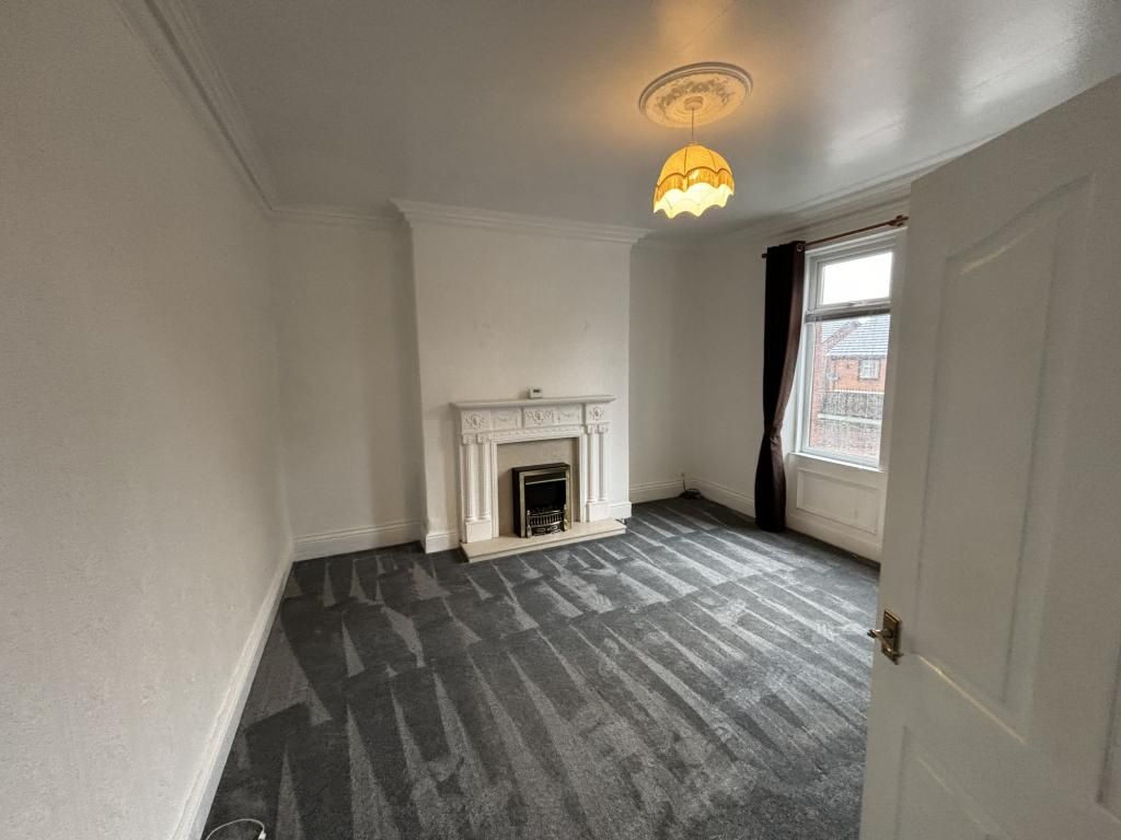 Property photo 1 of 9 Bright And Spacious Master Bedroom Featuring A Cla...