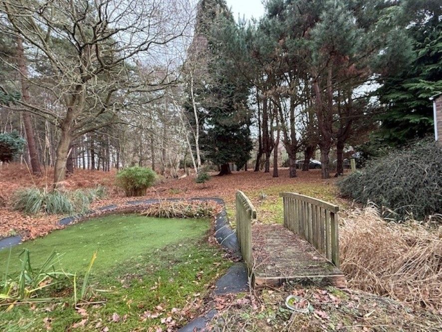 Property photo 2 of 25