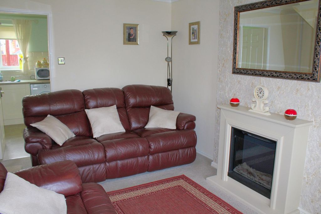 Property photo 2 of 14