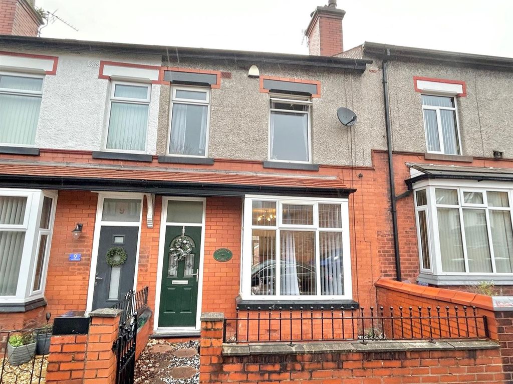Property photo 1 of 7 Front.Jpg