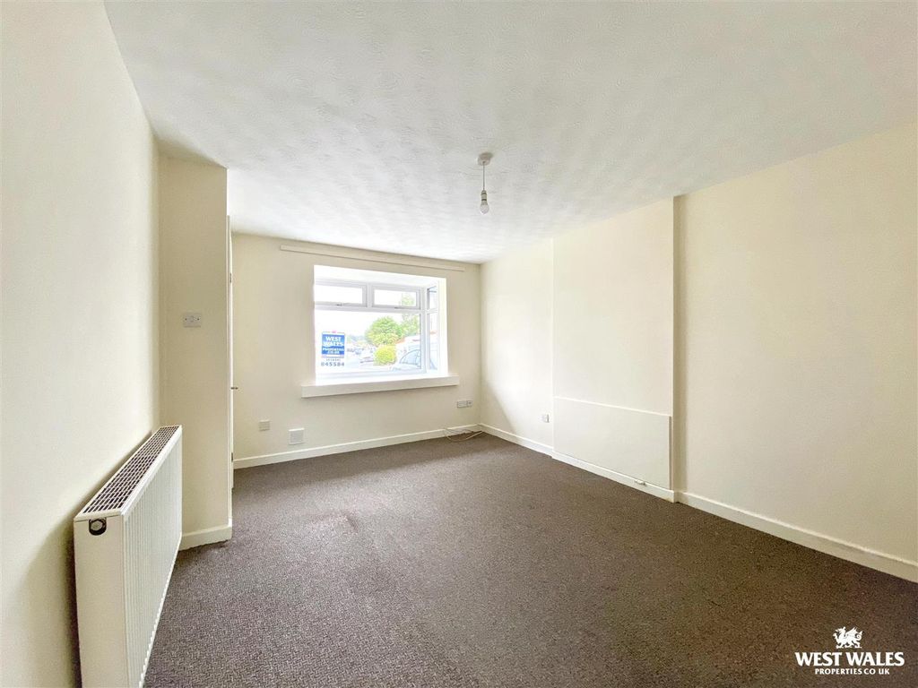 Property photo 3 of 16 Img_5921.Jpg