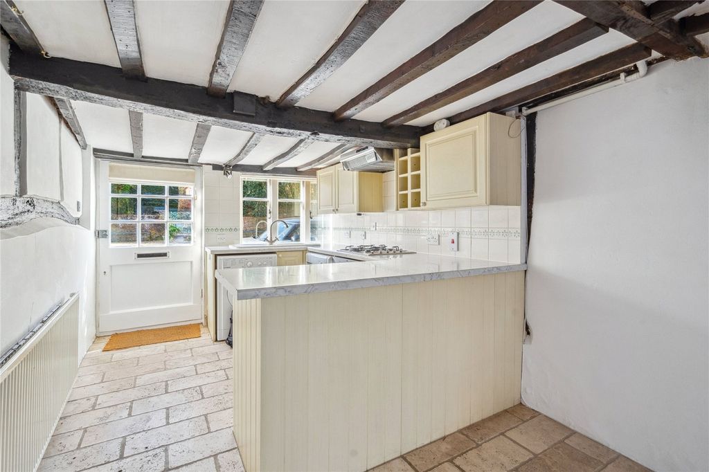Property photo 3 of 11 Kitchen/Dining Room