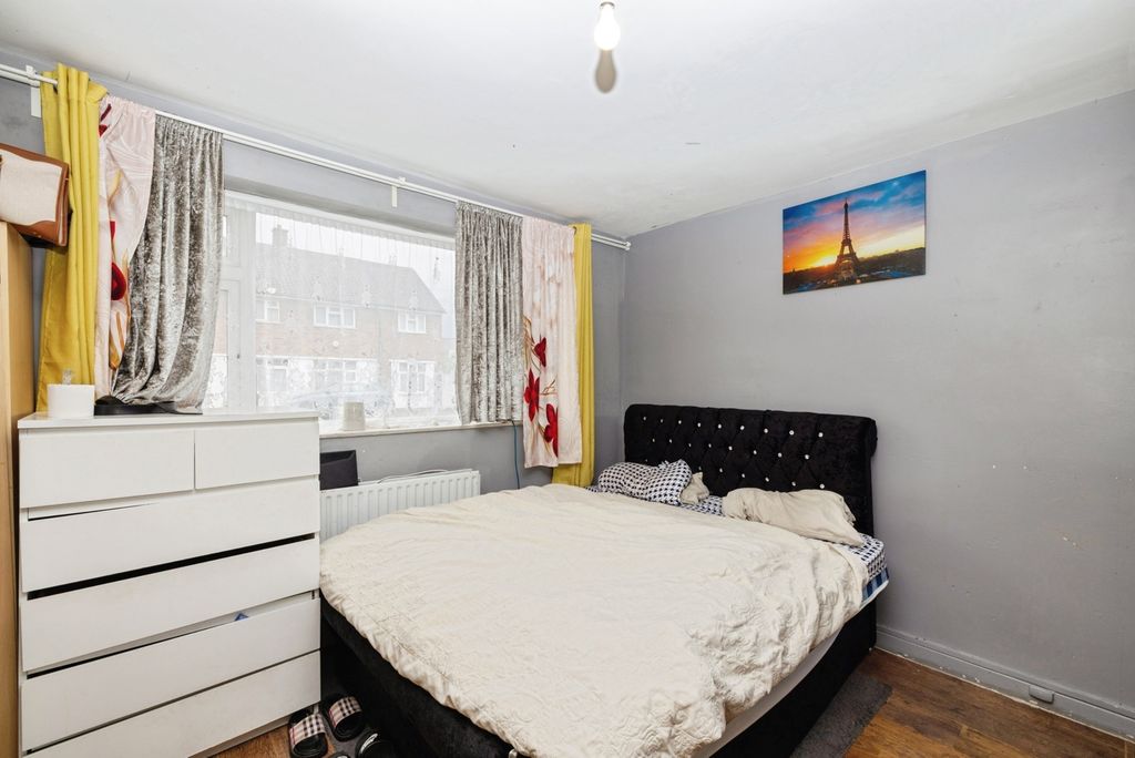 Property photo 3 of 7 Pbox-Img.Jpg