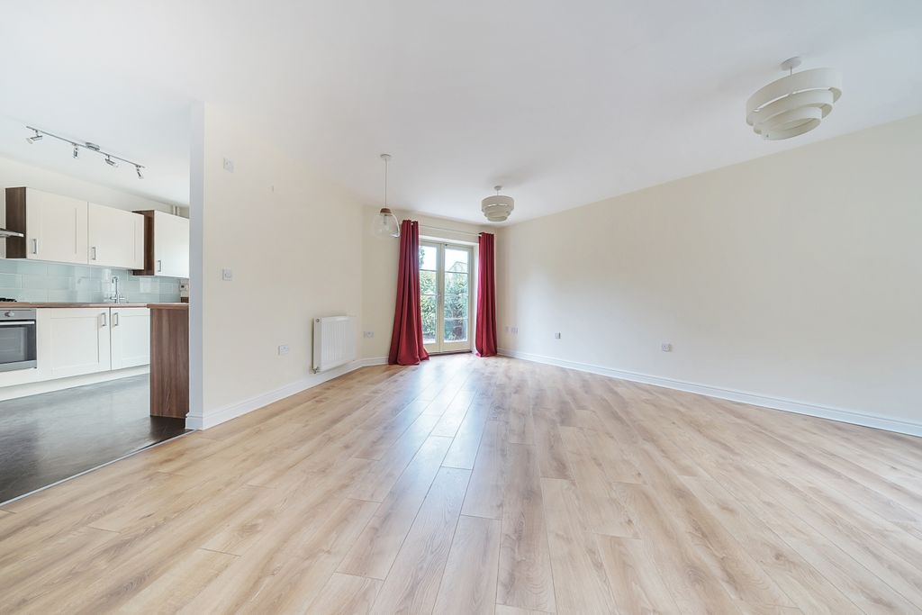 Property photo 3 of 17 1341502-7-68A2Ecae6797c