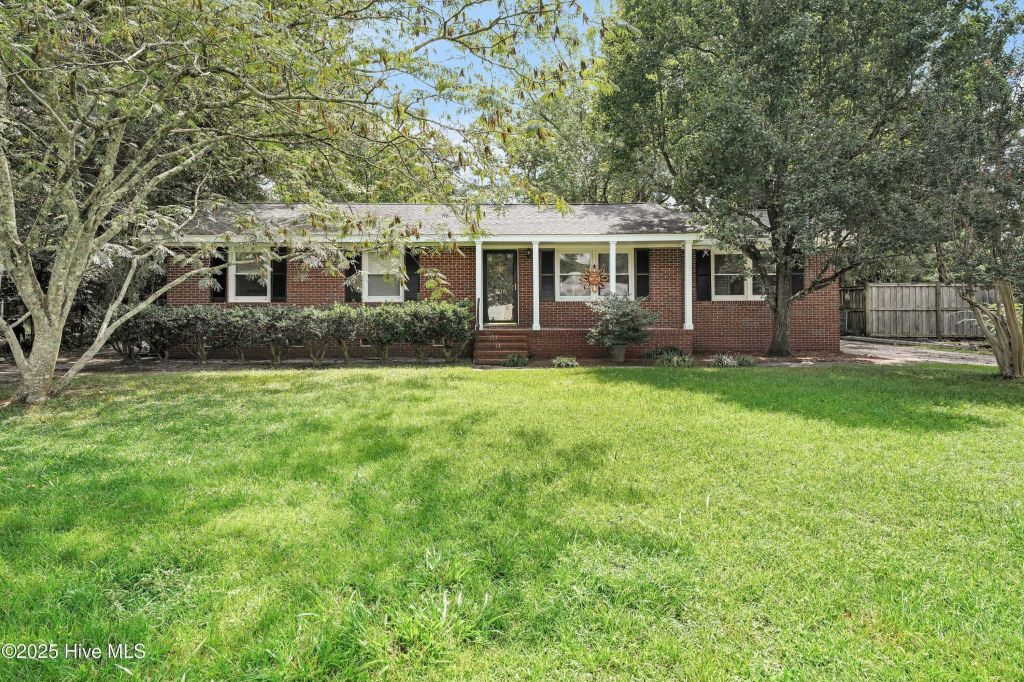 Property photo 1 of 31