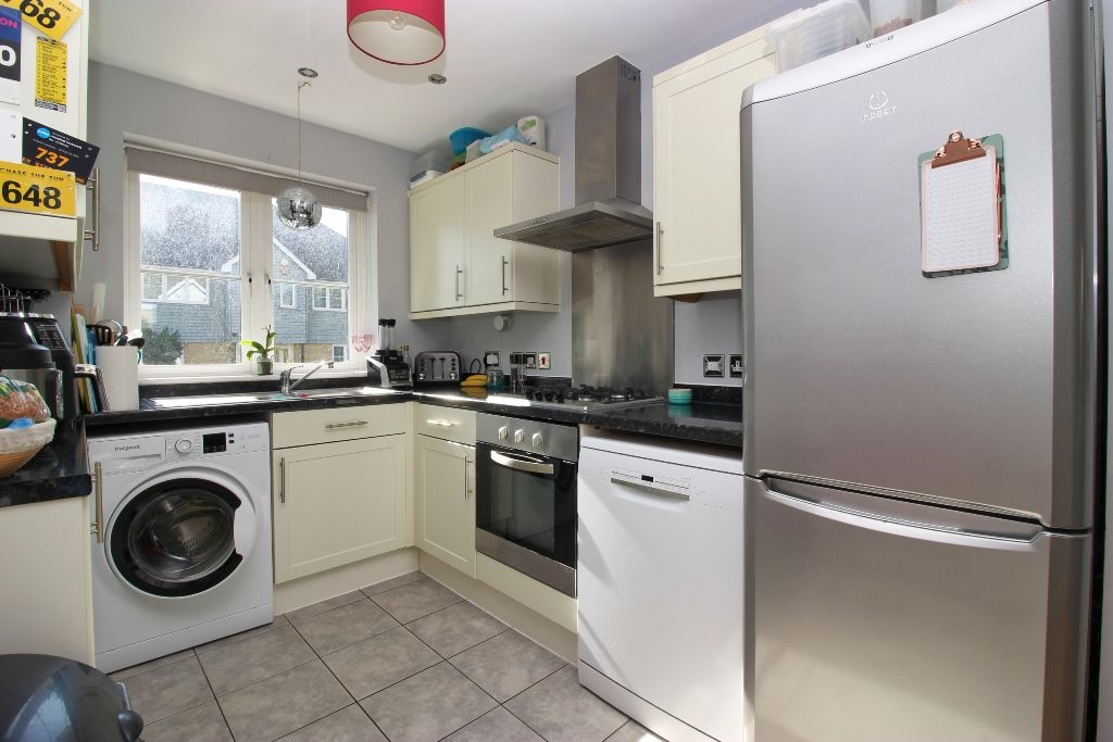 Property photo 2 of 13 Kitchen