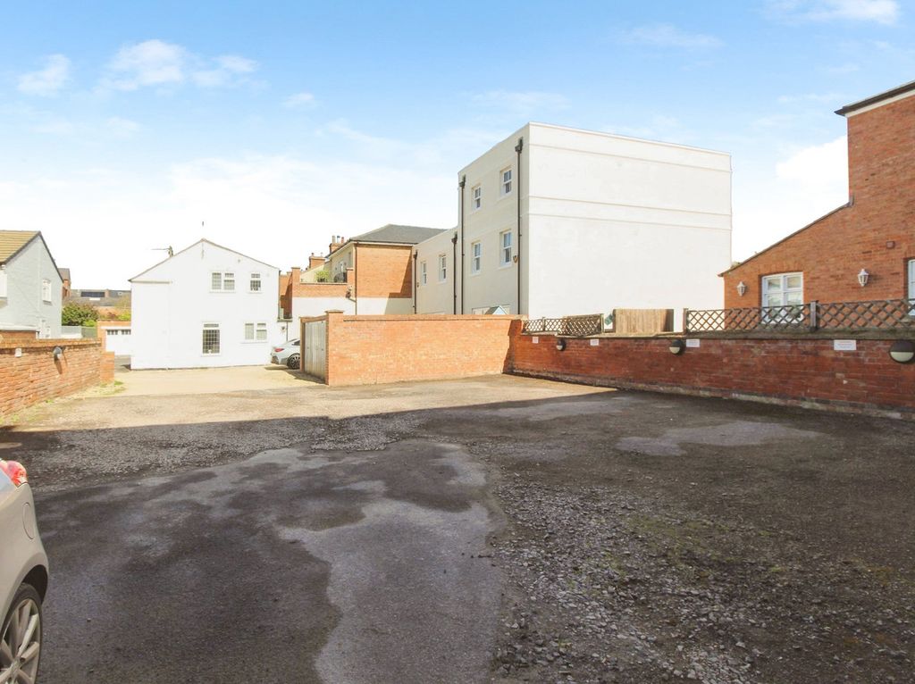 Additional image 16 of 2 bed flat for saleWarwick Place, Leamington Spa CV32