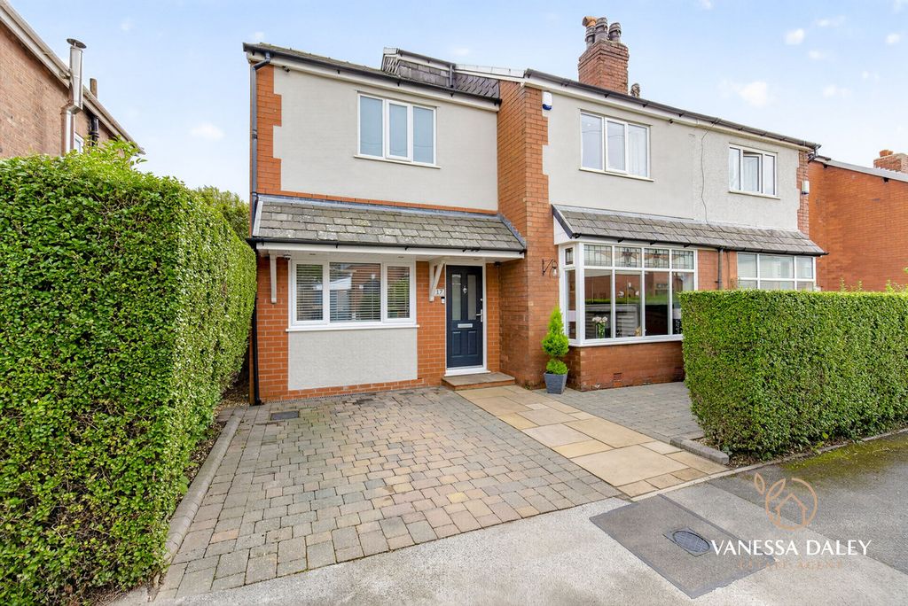 Property photo 1 of 48