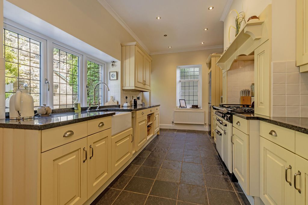 Property photo 2 of 41 Kitchen