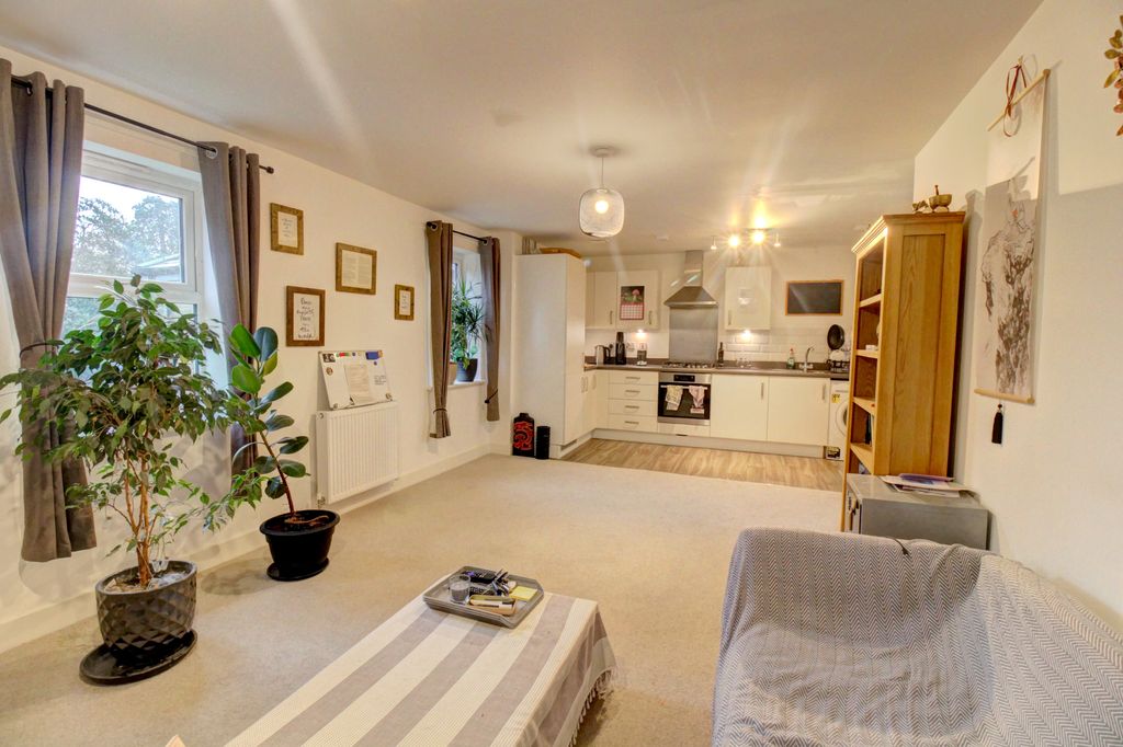 Property photo 1 of 7 Open Plan Living Space
