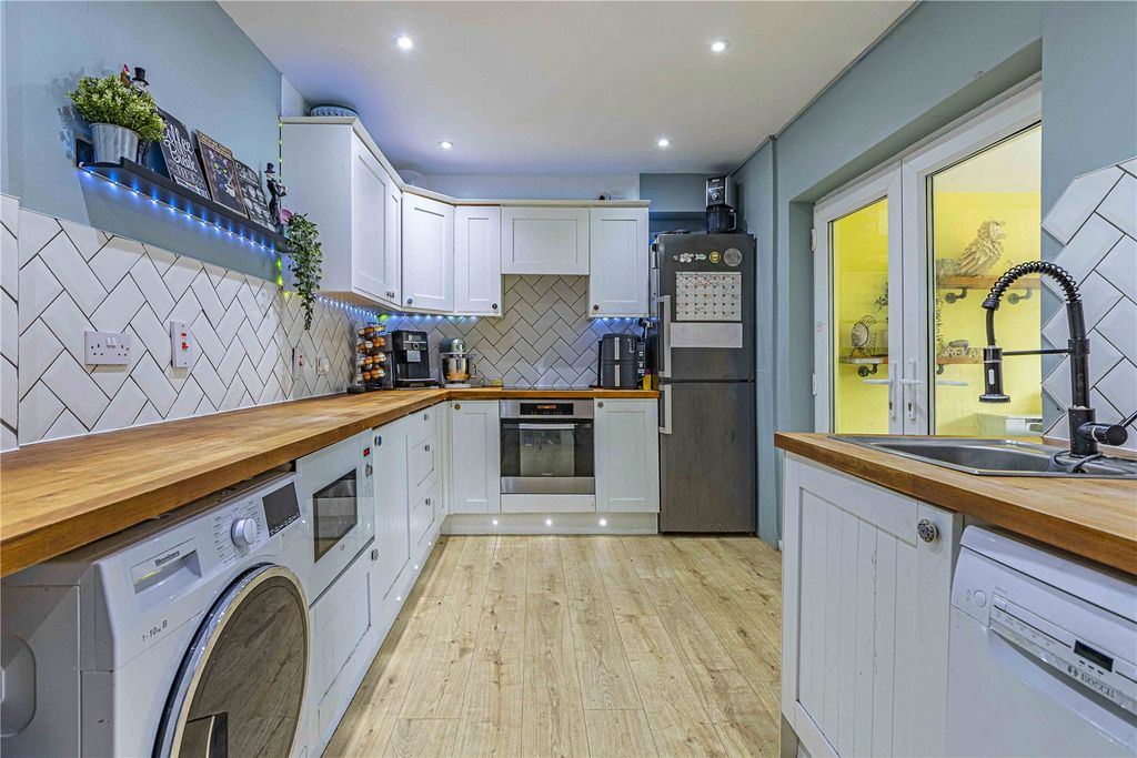 Property photo 3 of 25 Picture No. 89