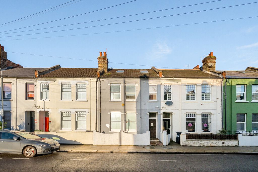 Property photo 2 of 19 1-696d2409d49Cf-1...