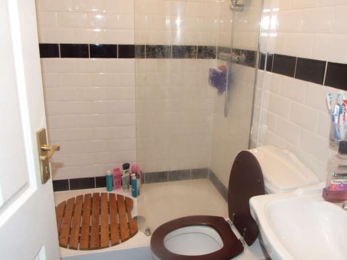Property photo 2 of 3
