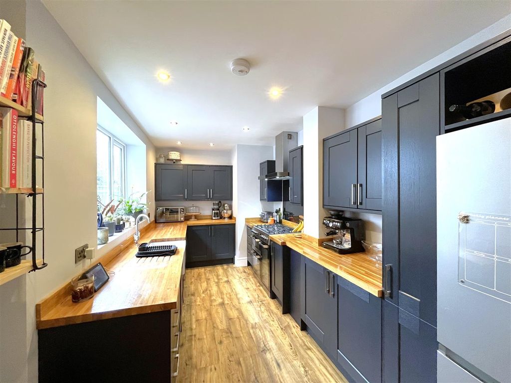 Property photo 3 of 19 Img_8982.Jpg