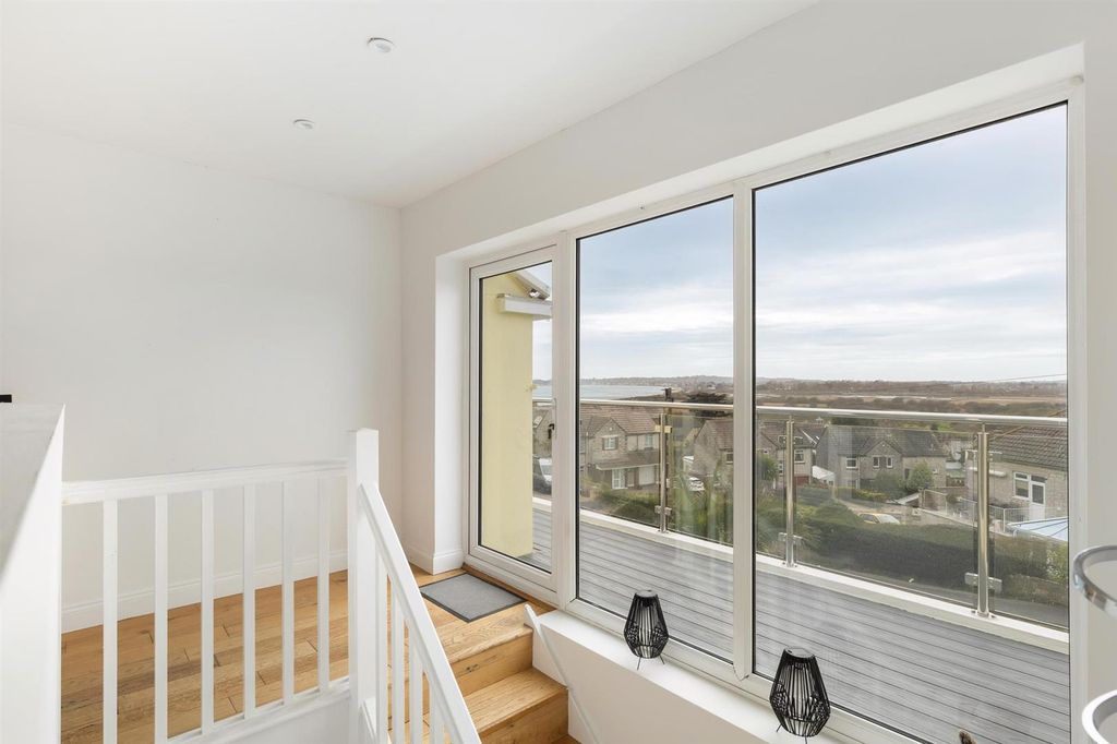 Property photo 3 of 37 010A7940-Hdr.Jpg