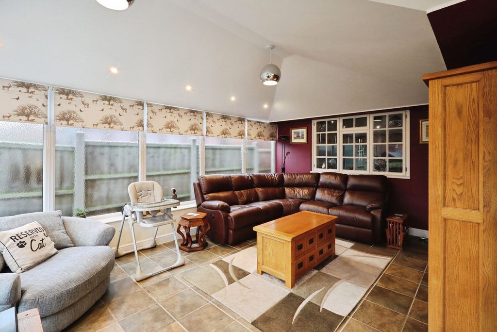 Additional image 7 of 3 bed detached bungalow for saleTutbury Road, Burton-On-Trent DE13