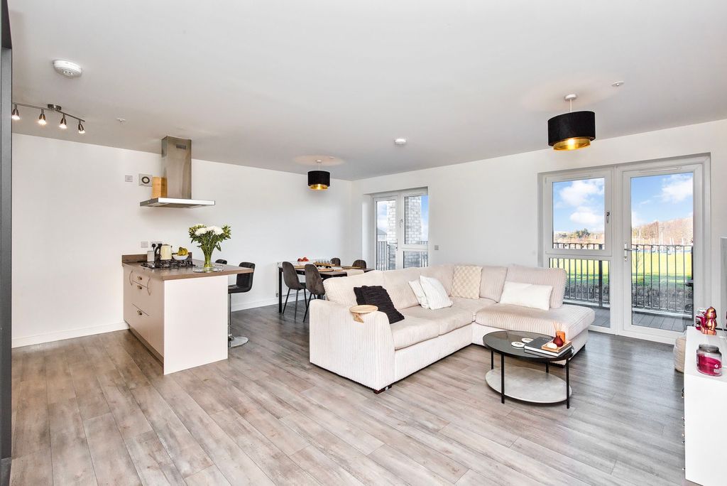 Property photo 2 of 12 Property Image 2