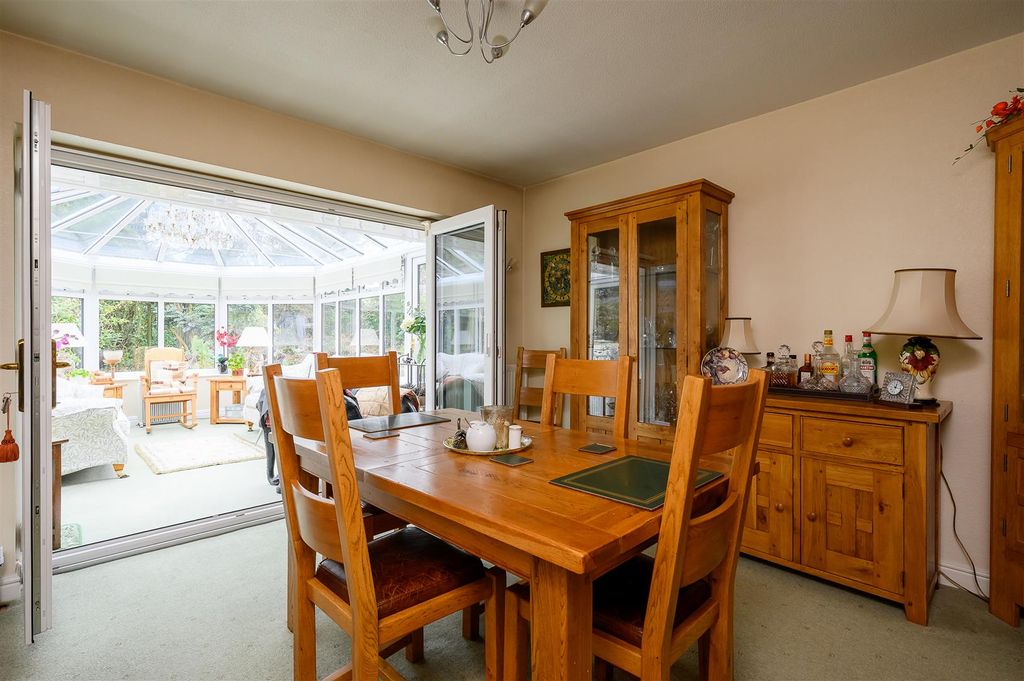 Property photo 3 of 23 Dining Room