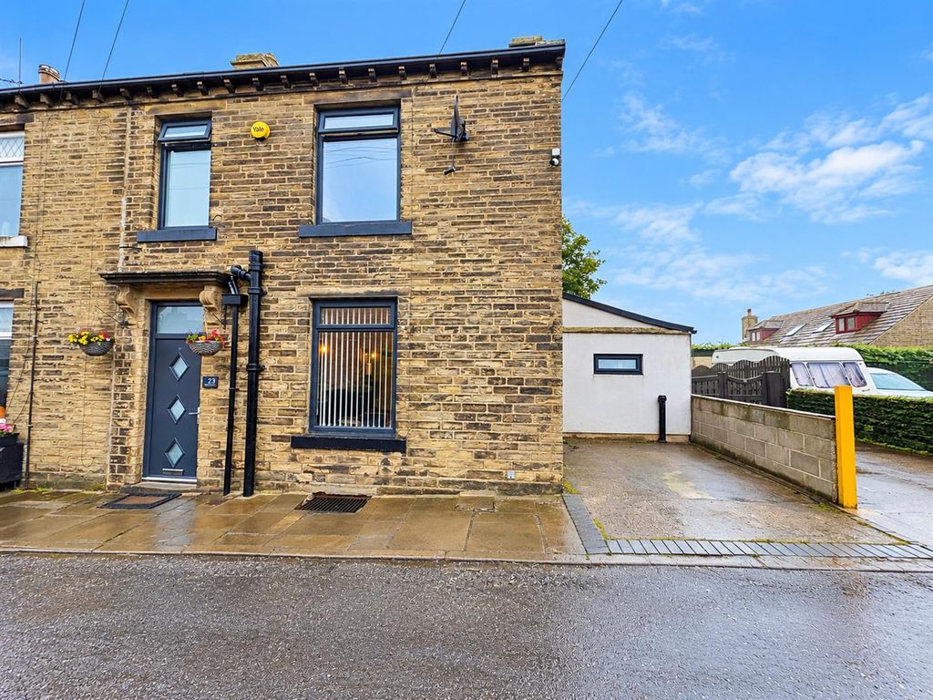 Property photo 1 of 30