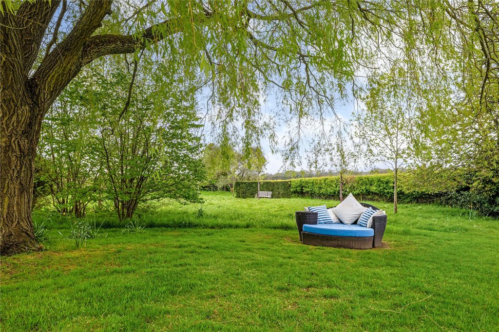 Additional image 31 of 6 bed detached house for saleWinter Hill Road, Cookham Dean, Maidenhead, Berkshire SL6