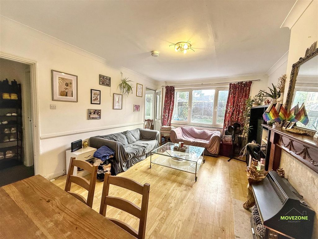 Property photo 3 of 11 Img_0186.Jpg