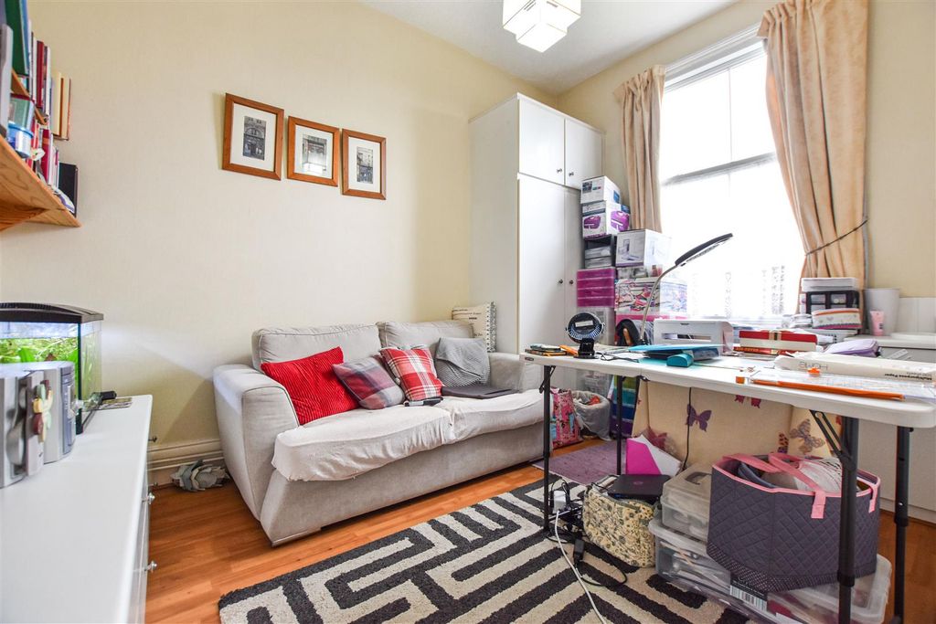 Additional image 8 of 4 bed maisonette for saleSouth Lane, Hessle HU13