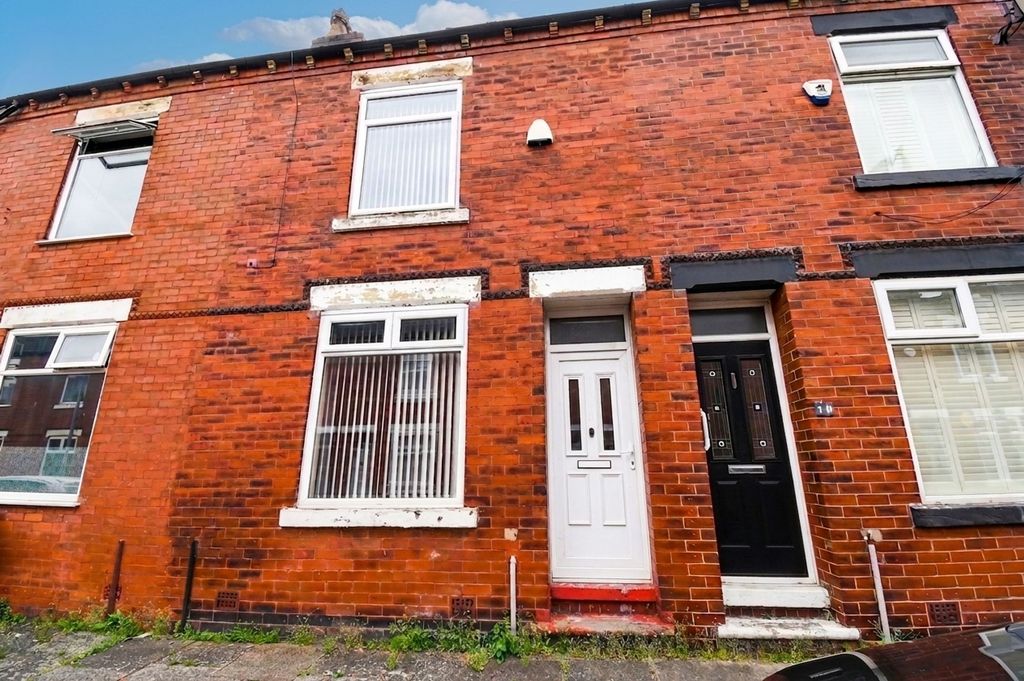 Property photo 1 of 11
