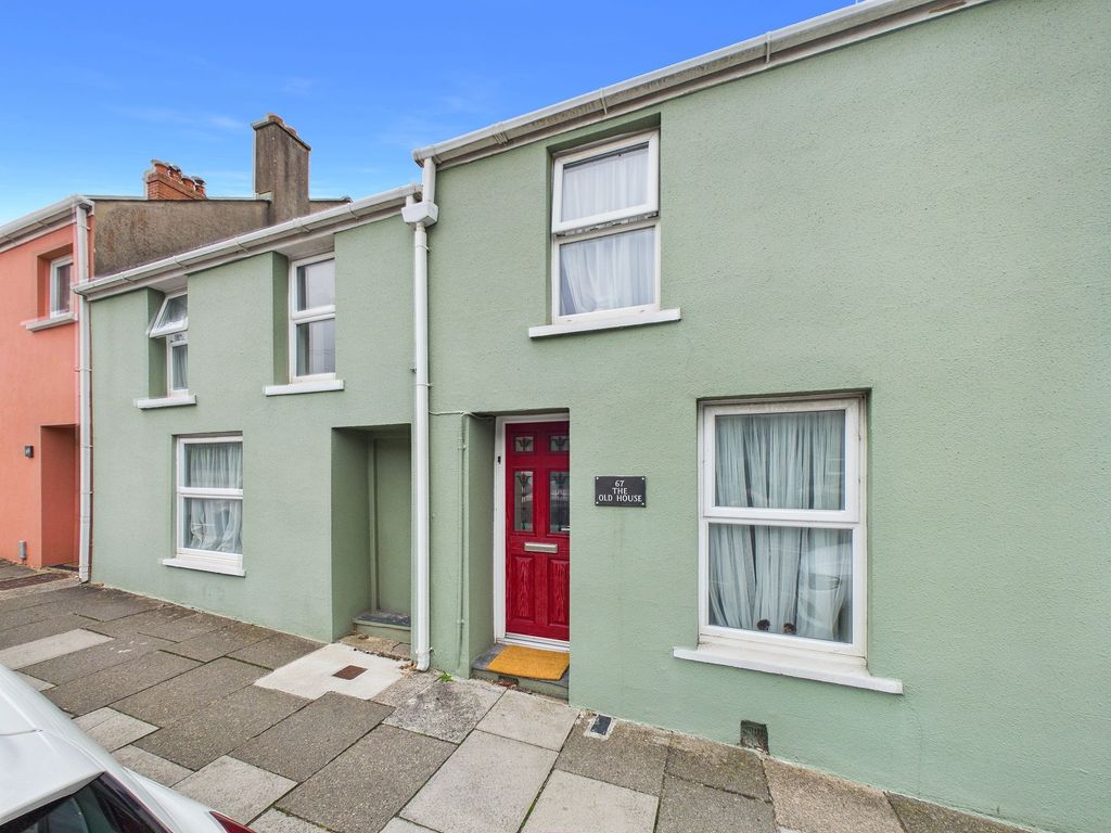 Property photo 1 of 32