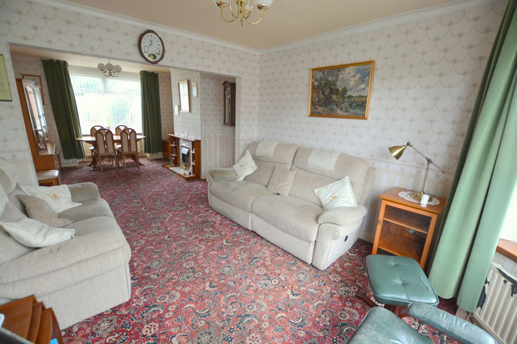 Property photo 3 of 15 Photo 17