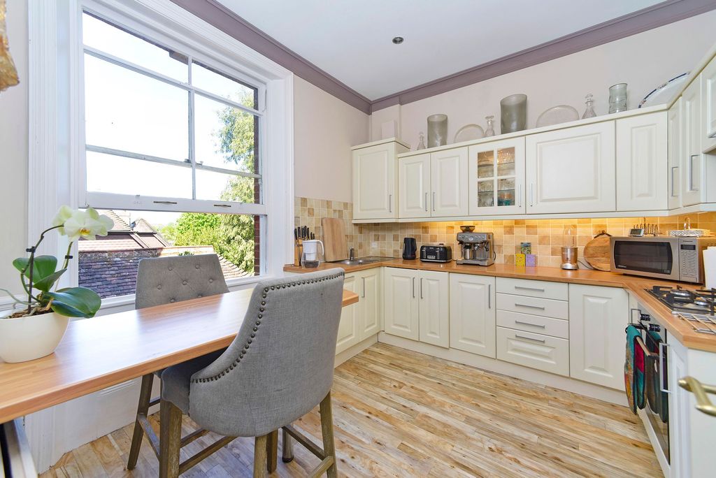 Property photo 3 of 18 Photo 2