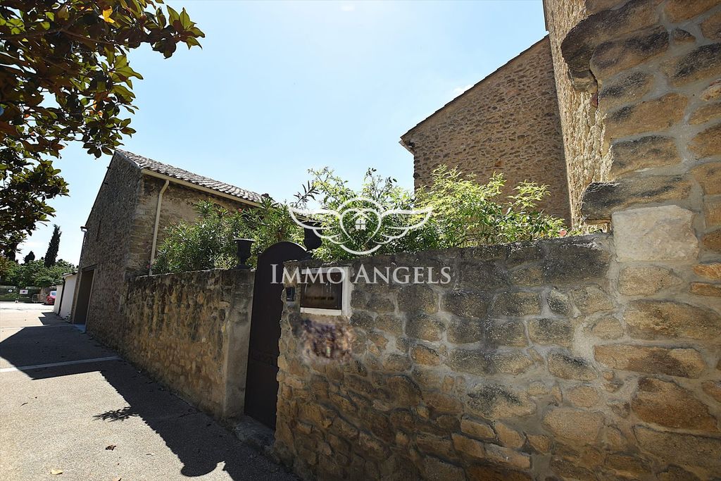 Property photo 1 of 21 Old Farmhouse Renovated With A Wellness Space In The Heart Of The Village