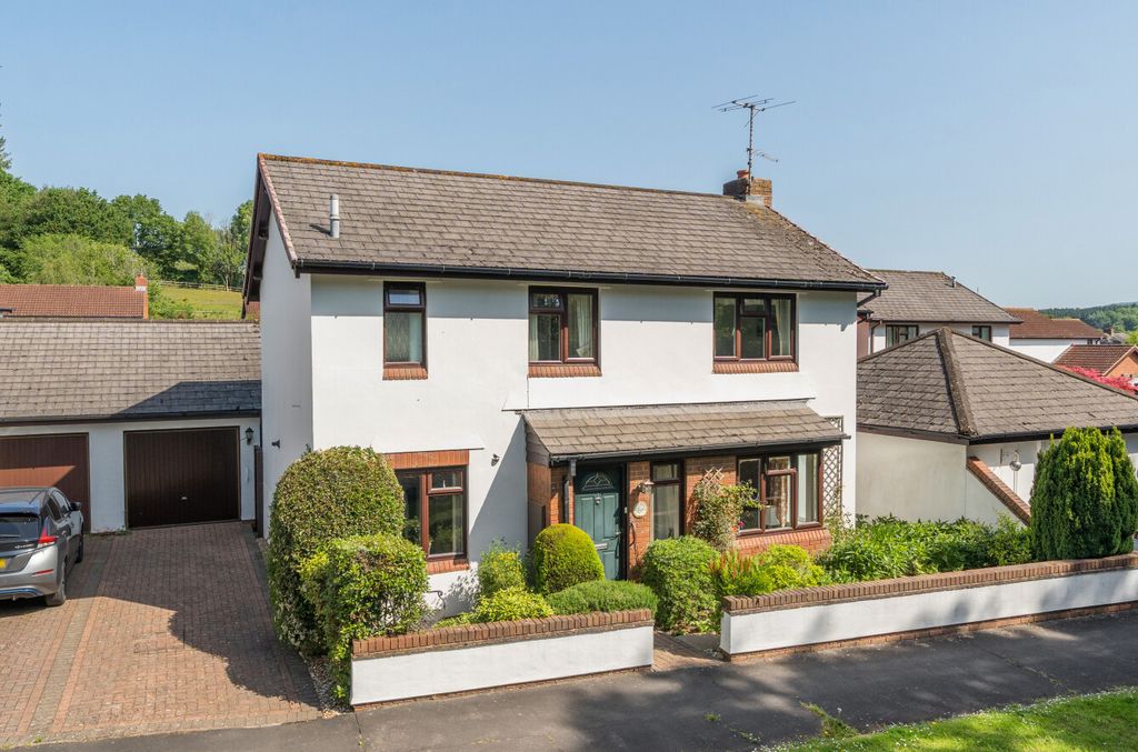 Property photo 1 of 20 1459226-1-6A1745F...