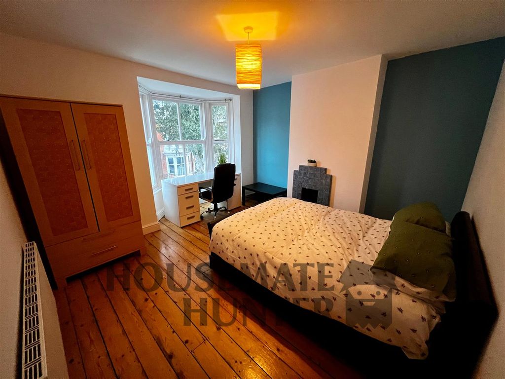 Property photo 2 of 8 Img_2144.Jpg